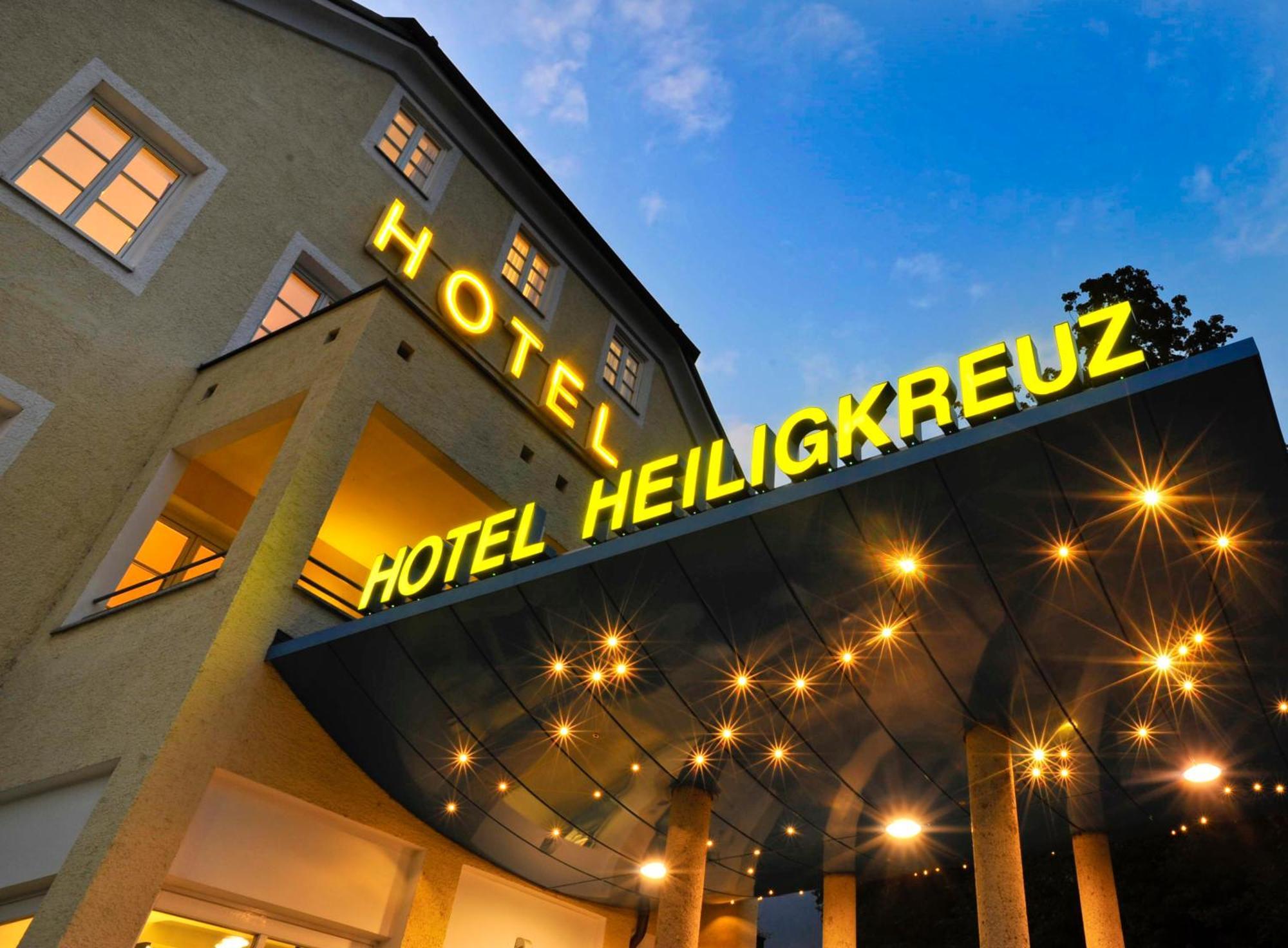 Austria Classic Hotel Heiligkreuz Hall in Tirol Buitenkant foto