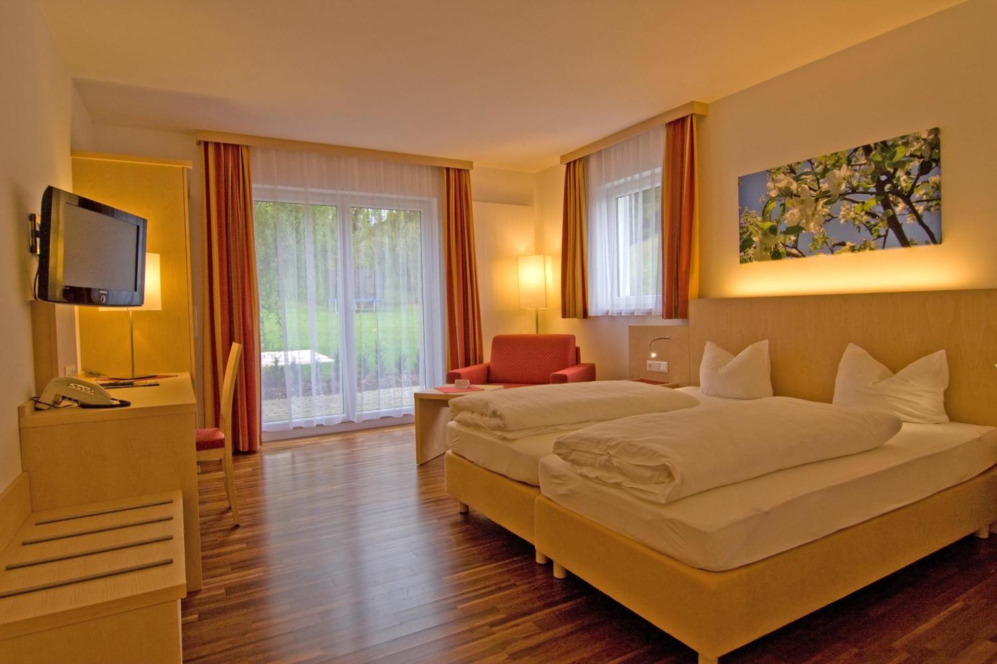 Austria Classic Hotel Heiligkreuz Hall in Tirol Buitenkant foto