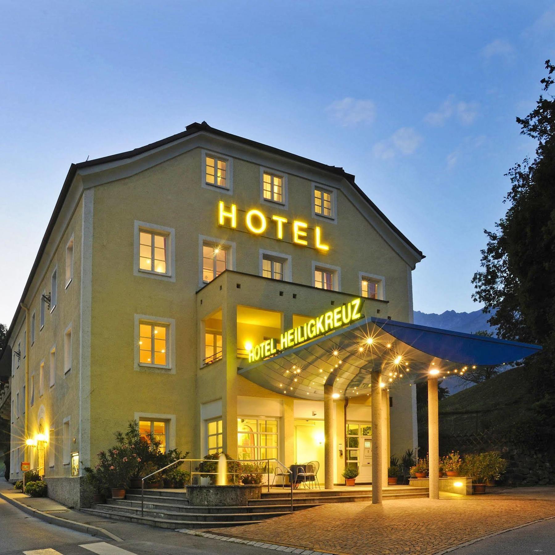 Austria Classic Hotel Heiligkreuz Hall in Tirol Buitenkant foto