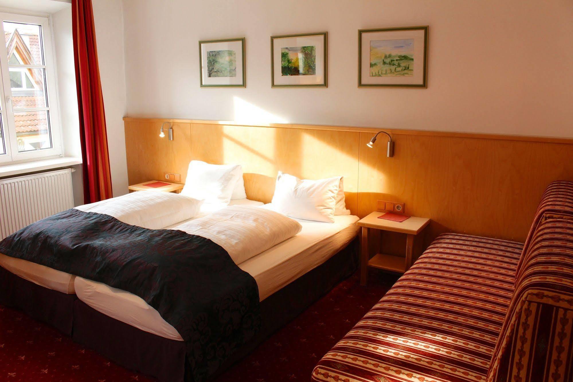 Austria Classic Hotel Heiligkreuz Hall in Tirol Buitenkant foto